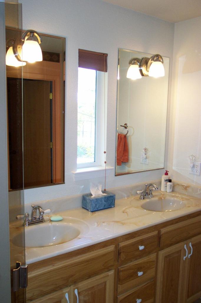 16577 Gas Point Road Cottonwood, CA 96022 - Photo 11 of 20 Double sinks in master