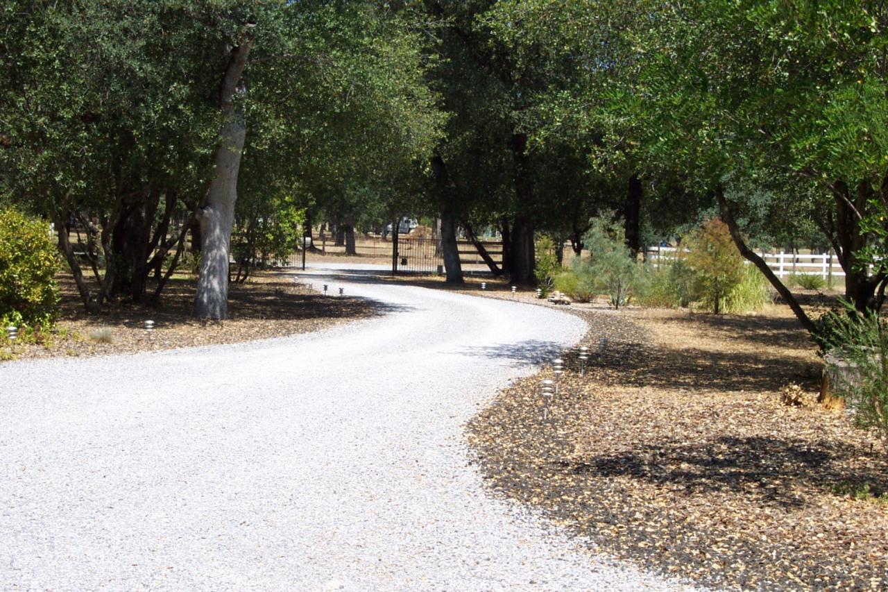 16577 Gas Point Road Cottonwood, CA 96022 - Photo 18 of 20 Remote Gated Entry & Fenced Property