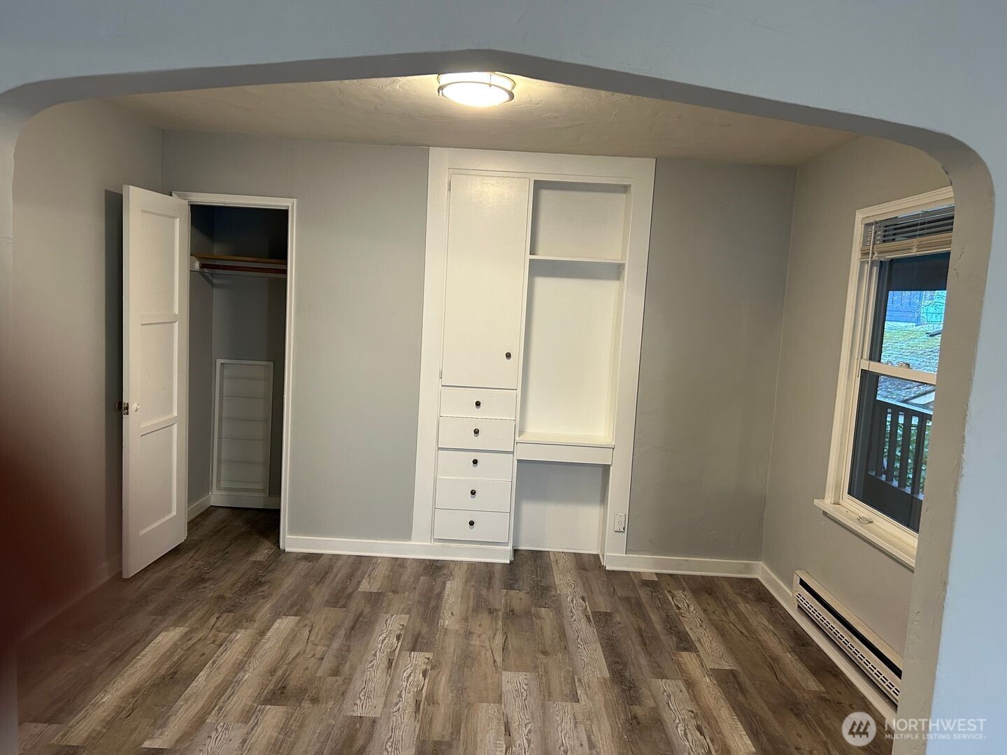 2630 58th Avenue Southwest, Unit A Seattle, WA 98116 - Photo 5 of 6