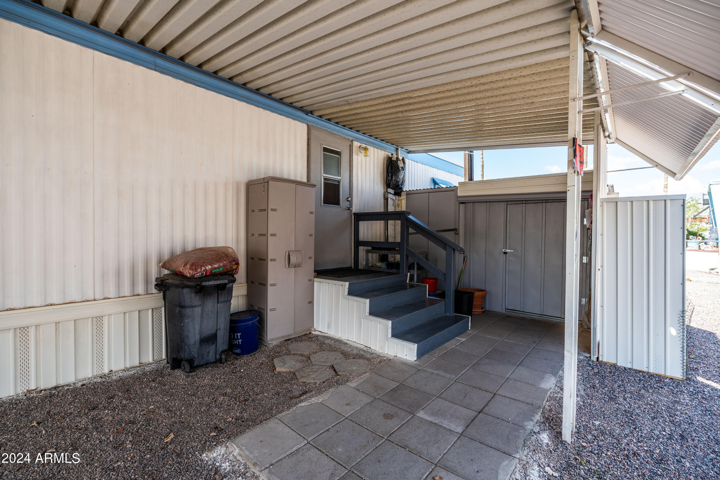 15802 South Gilbert Road, Unit 13 Chandler, AZ 85225 - Photo 12 of 28 1l