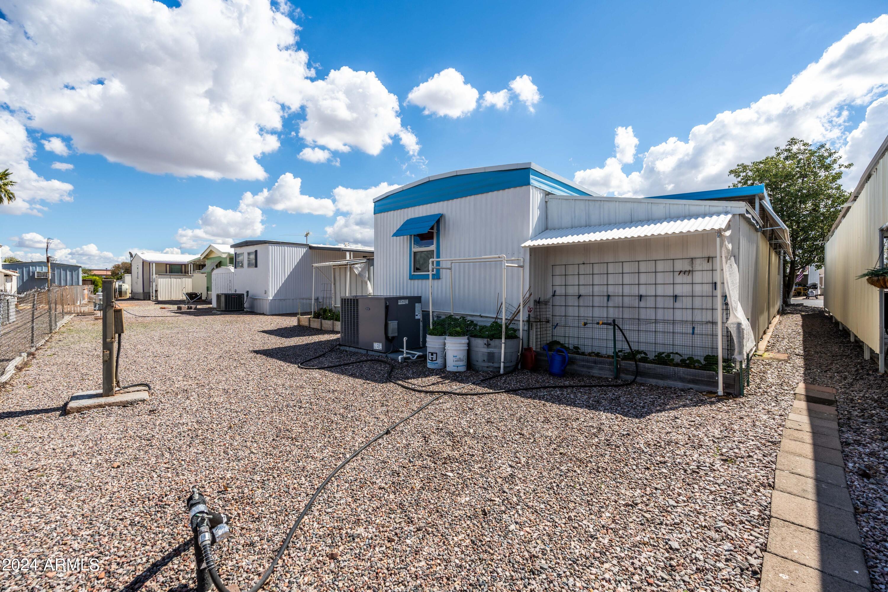 15802 South Gilbert Road, Unit 13 Chandler, AZ 85225 - Photo 5 of 28 1e