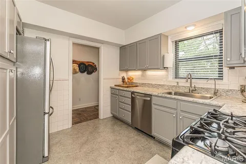 $600,000 | 712 Francis Place, Clayton, MO 63105