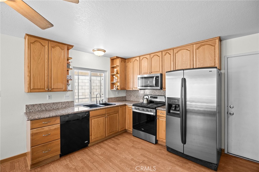 8244 Avenida Leon Rancho Cucamonga, CA 91730 - Photo 9 of 43