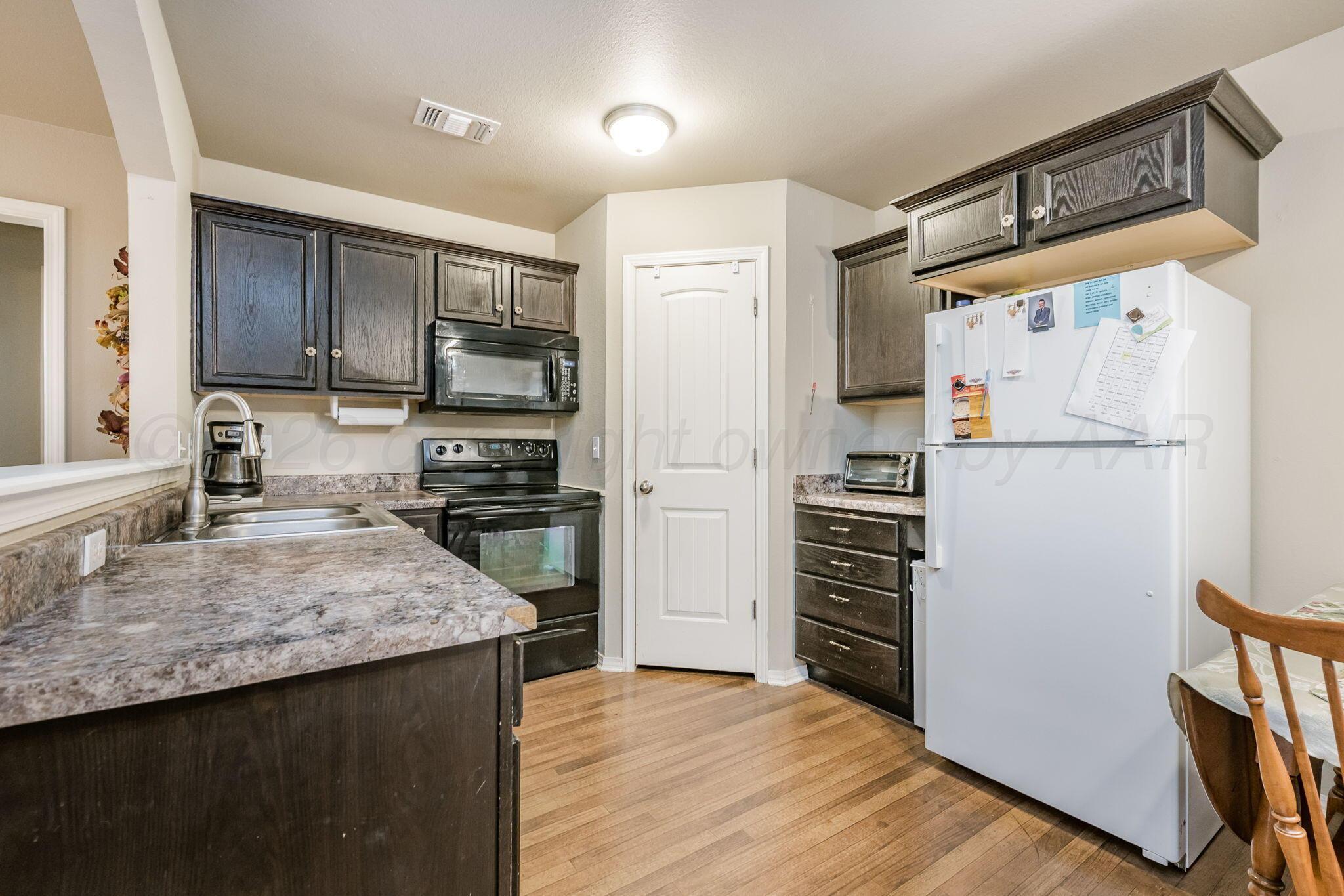 2710 Ries Lane Amarillo, TX 79118 - Photo 7 of 18 2710 Ries Ln 10