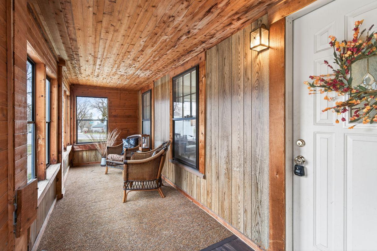 776 Andrew Street St. Paul, MN 55107 - Photo 4 of 23
