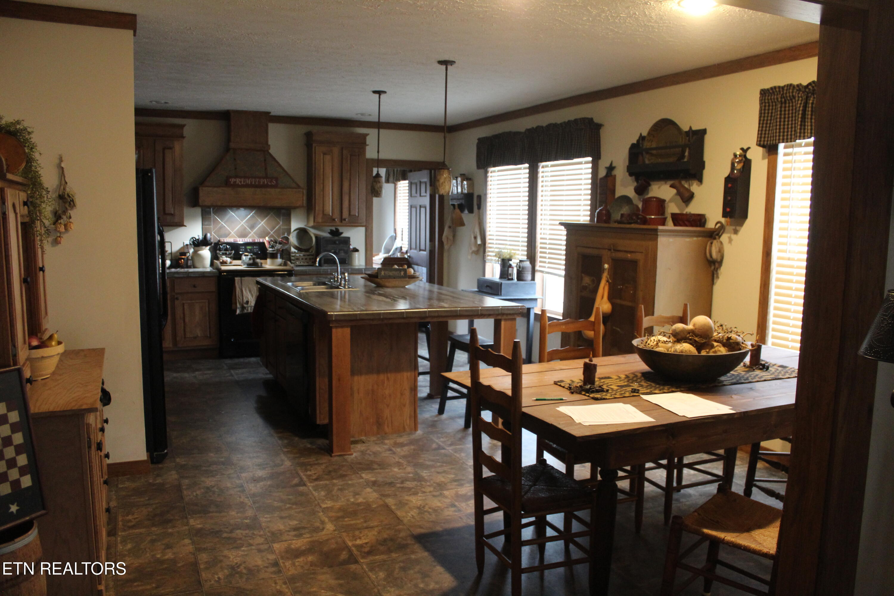 520 McDeerman Road Jacksboro, TN 37757 - Photo 11 of 24 IMG_7006