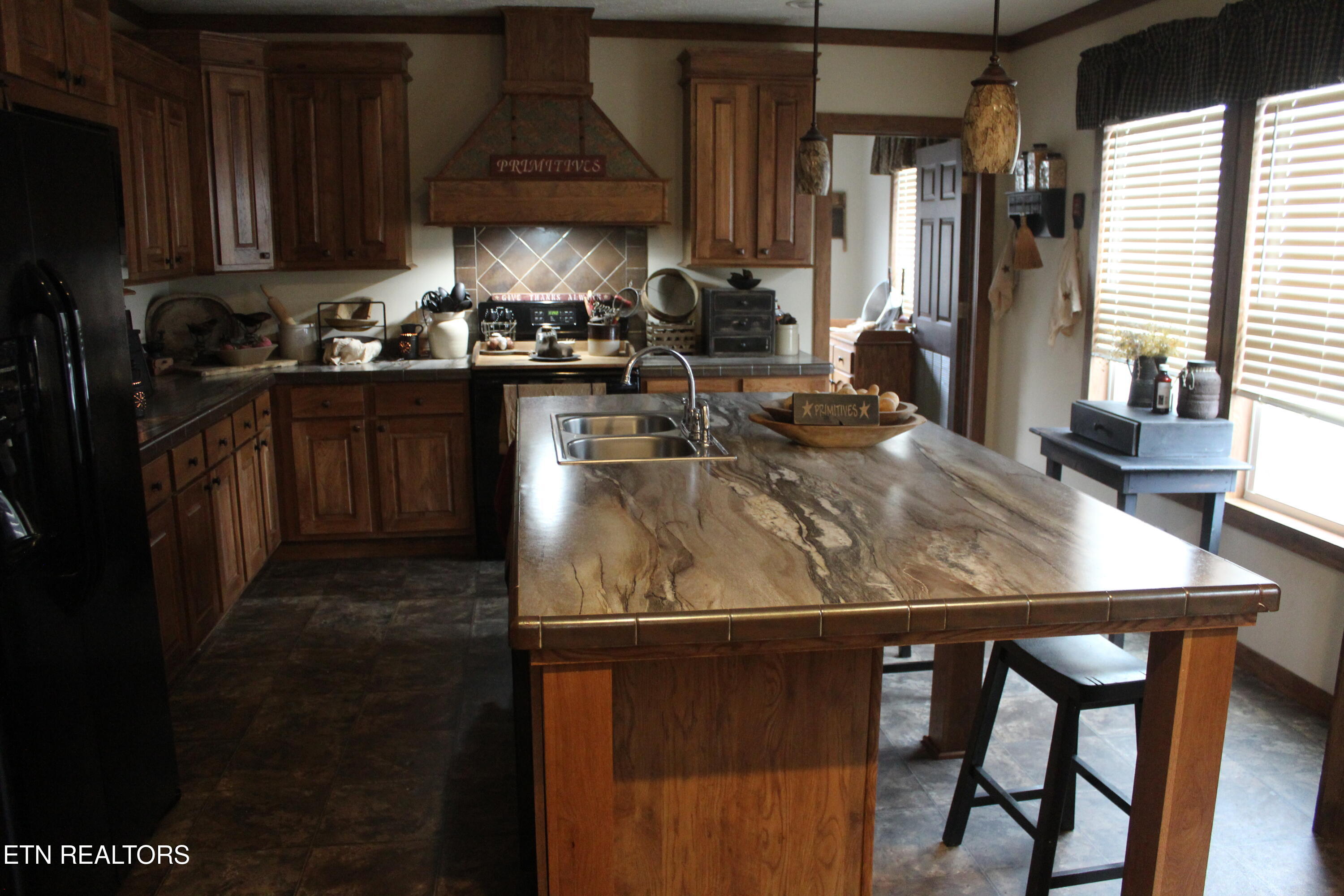 520 McDeerman Road Jacksboro, TN 37757 - Photo 15 of 24 IMG_7008