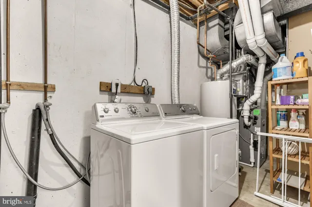 $3,249 | 10855 Lockwood Drive, Silver Spring, MD 20901