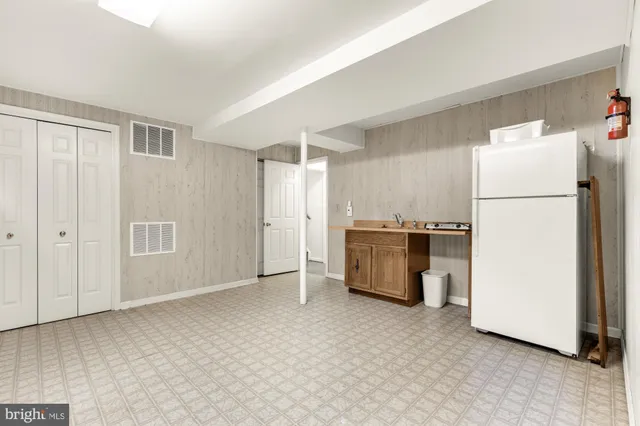 $3,249 | 10855 Lockwood Drive, Silver Spring, MD 20901