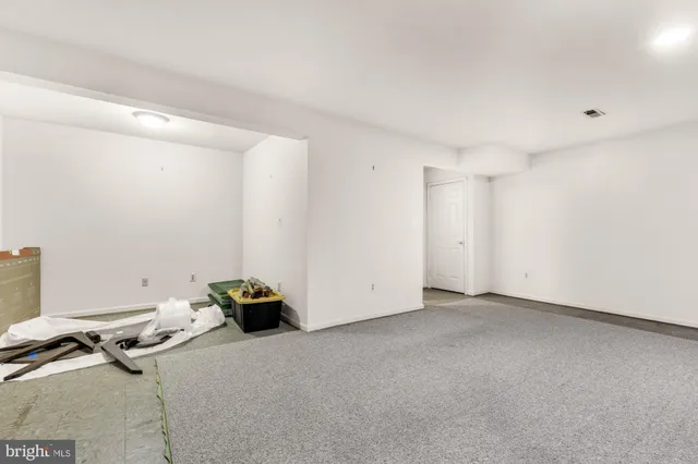 $3,249 | 10855 Lockwood Drive, Silver Spring, MD 20901