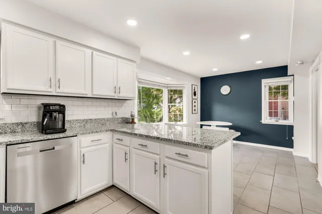 $3,249 | 10855 Lockwood Drive, Silver Spring, MD 20901