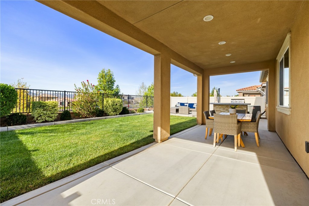 29819 Saddle Ranch Place Menifee, CA 92584 - Photo 41 of 74