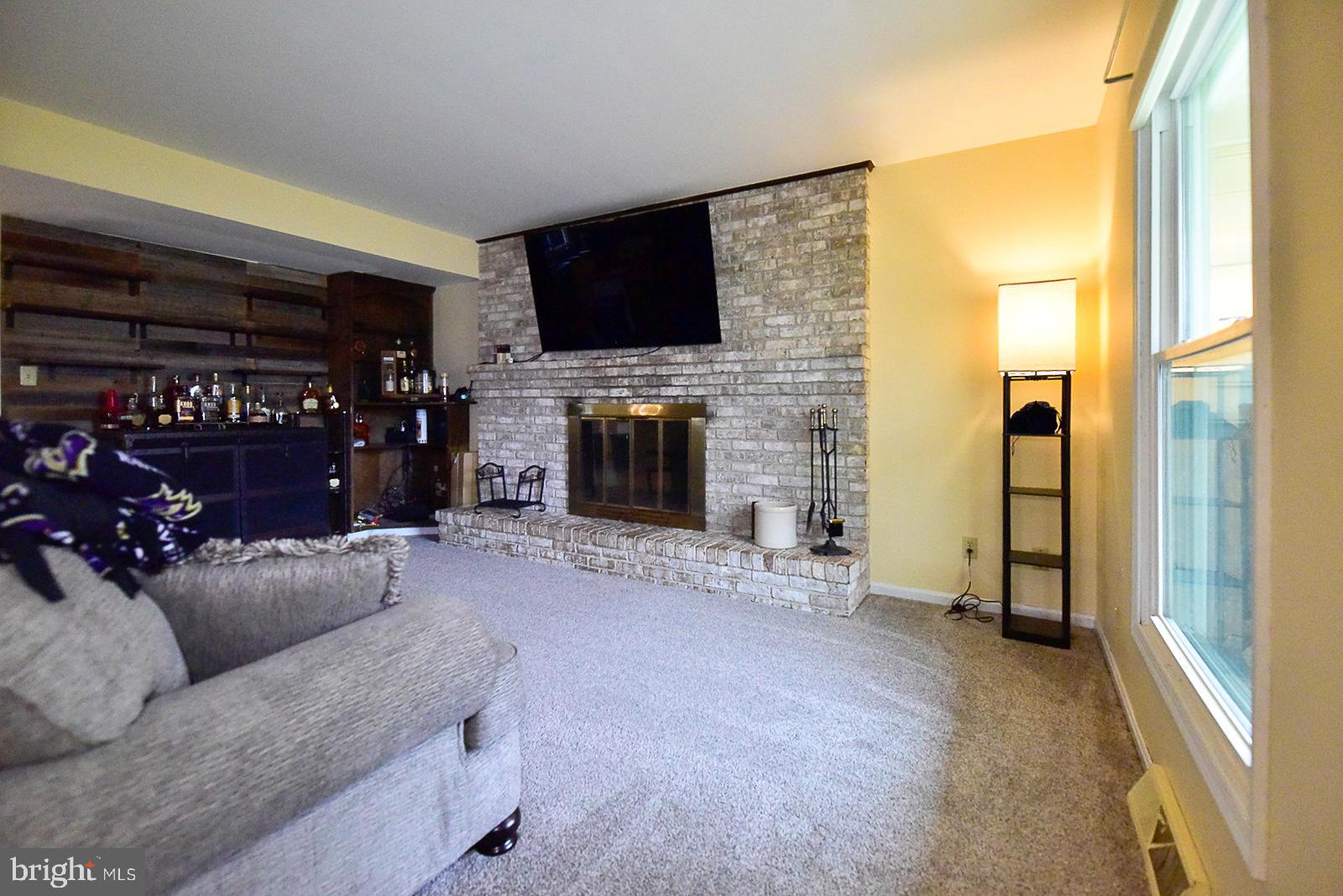 45289 Scotch Neck Road Hollywood, MD 20636 - Photo 2 of 38 Family Room