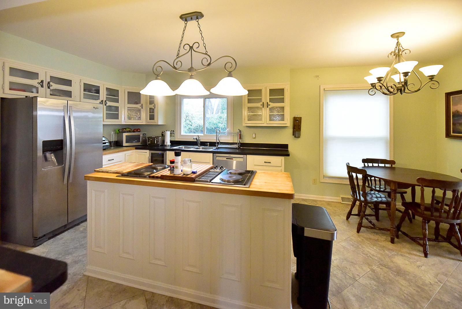 45289 Scotch Neck Road Hollywood, MD 20636 - Photo 9 of 38 Kitchen