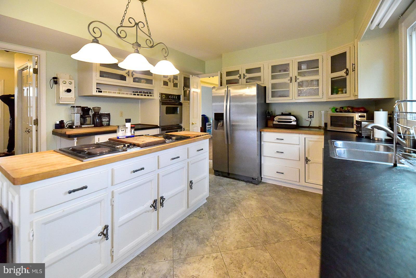 45289 Scotch Neck Road Hollywood, MD 20636 - Photo 10 of 38 Kitchen