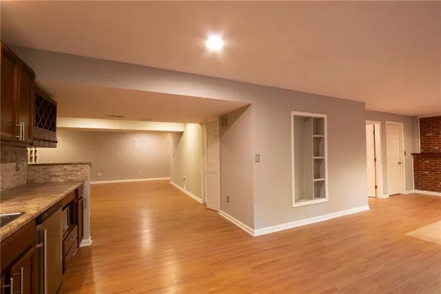 $384,900 | 10509 North Marsh Avenue, Kansas City, MO 64157