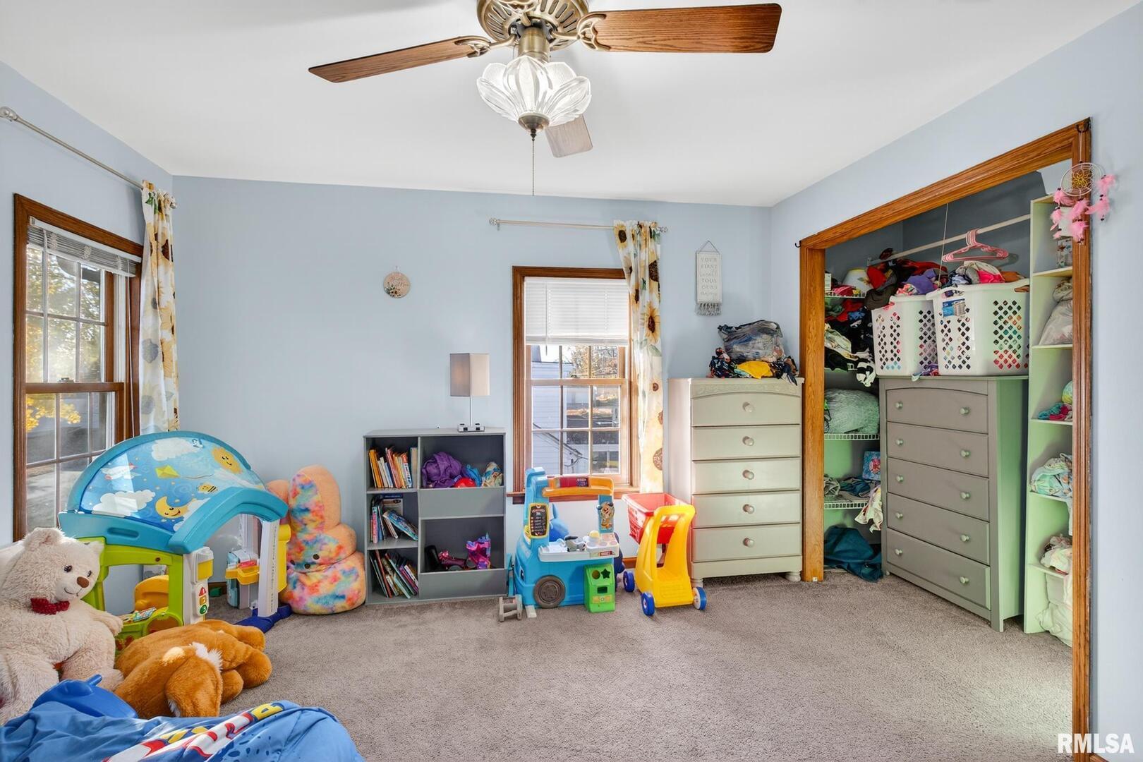 919 9th Avenue Fulton, IL 61252 - Photo 50 of 54 a children room with toys