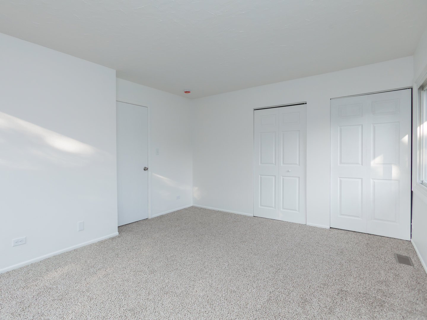 701 Spring Court, Unit 5 University Park, IL 60484 - Photo 13 of 17 a view of an empty room