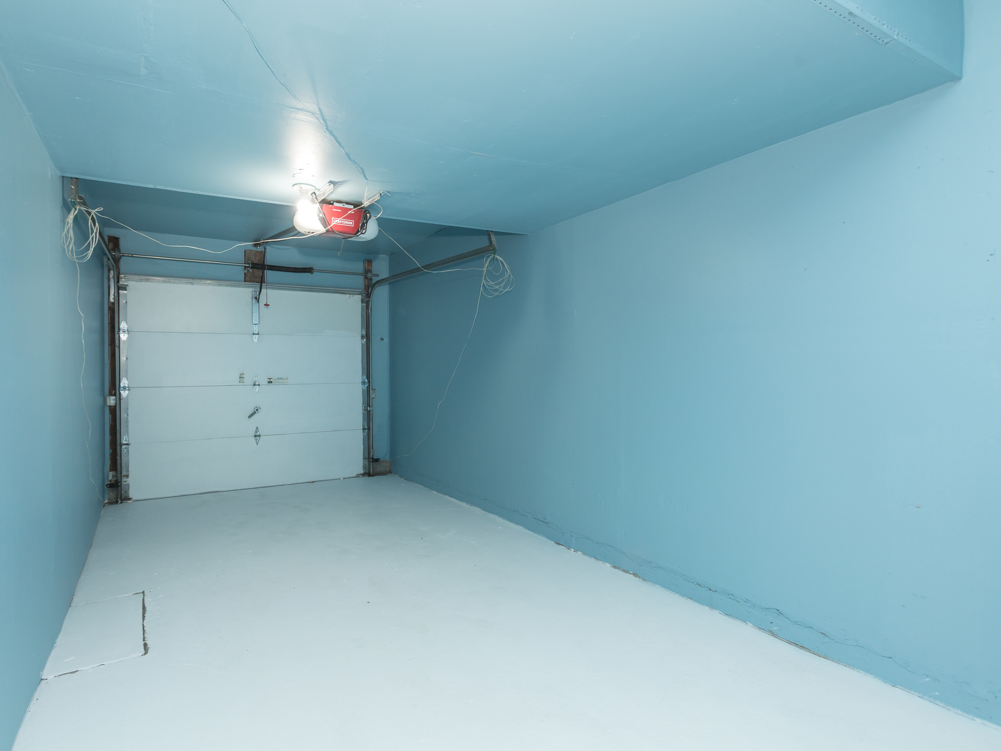 701 Spring Court, Unit 5 University Park, IL 60484 - Photo 16 of 17 a view of a garage