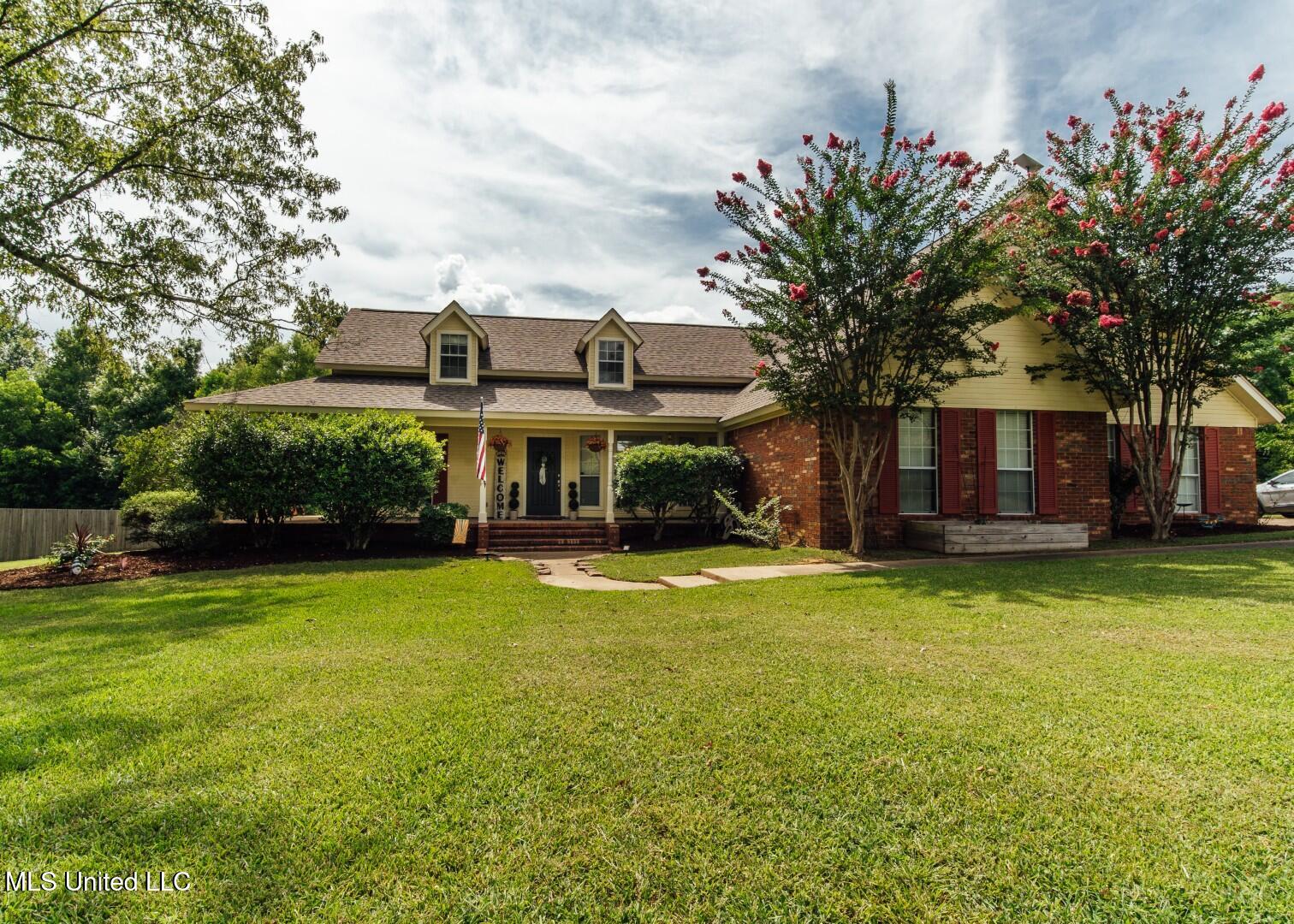 1657 Wells Road Clinton, MS 39056 - Photo 1 of 26 2 (Large)