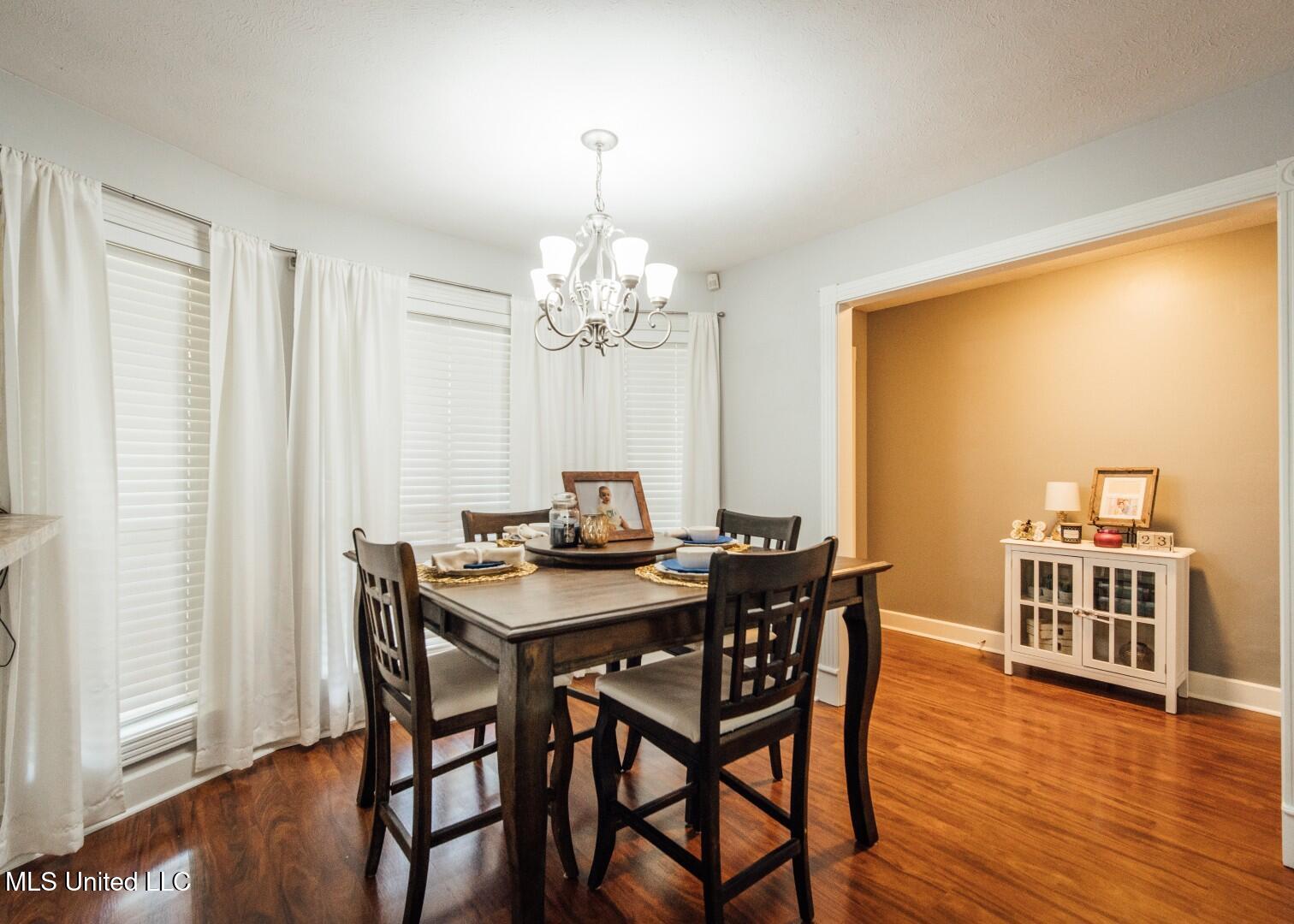 1657 Wells Road Clinton, MS 39056 - Photo 8 of 26 8 (Large)