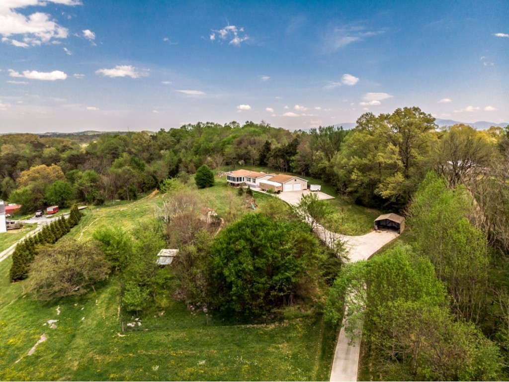 1842 Culbertson Road Greeneville, TN 37743 - Photo 3 of 22 Photo 3