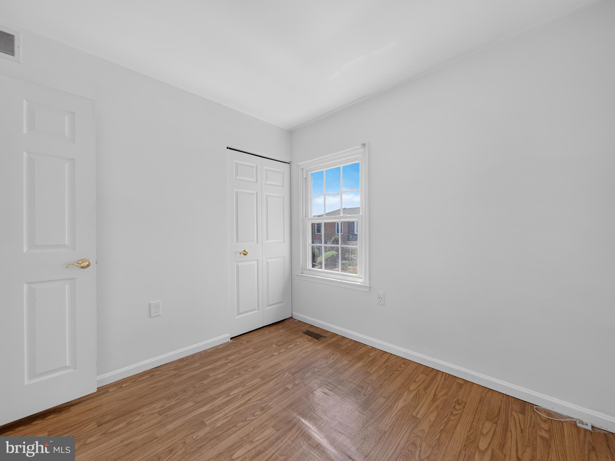 9035 North Laurel Road, Unit F Laurel, MD 20723 - Photo 27 of 33 Third bedroom