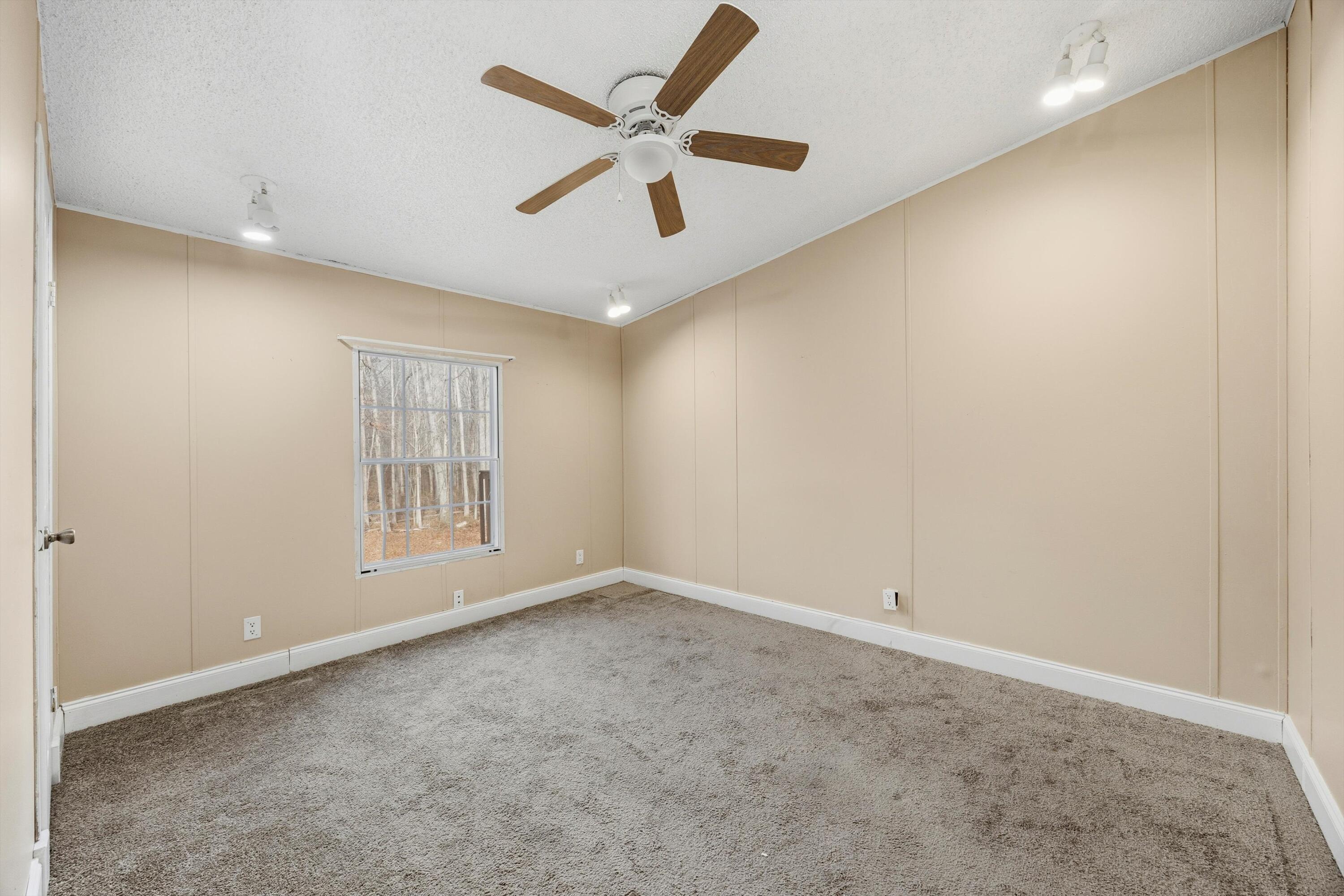 9807 Miller Country Road Soddy Daisy, TN 37379 - Photo 18 of 32 13-090A9312