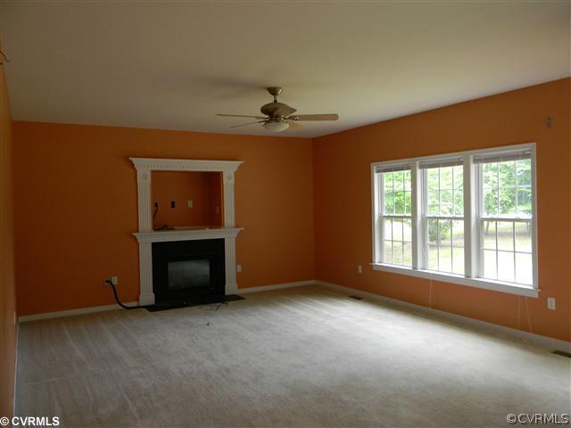 5486 Scandia Road Sandston, VA 23150 - Photo 5 of 10 Den/Family/Great Room