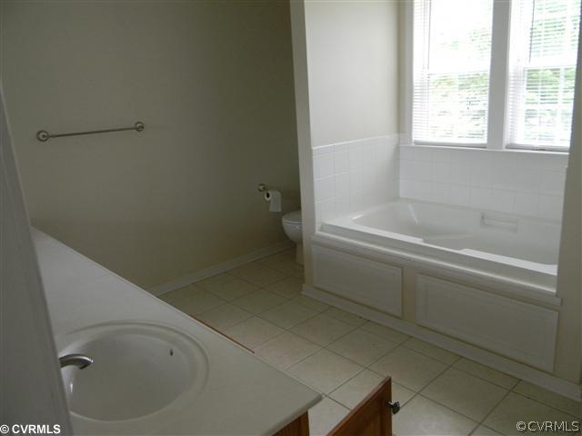 5486 Scandia Road Sandston, VA 23150 - Photo 7 of 10 Master Bath