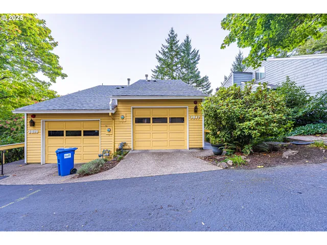 $305,000 | 3817 Colony Oaks Drive, Eugene, OR 97405