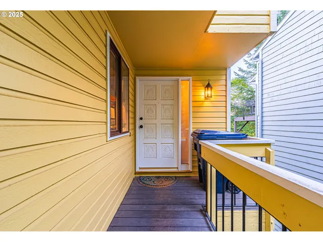 $305,000 | 3817 Colony Oaks Drive, Eugene, OR 97405