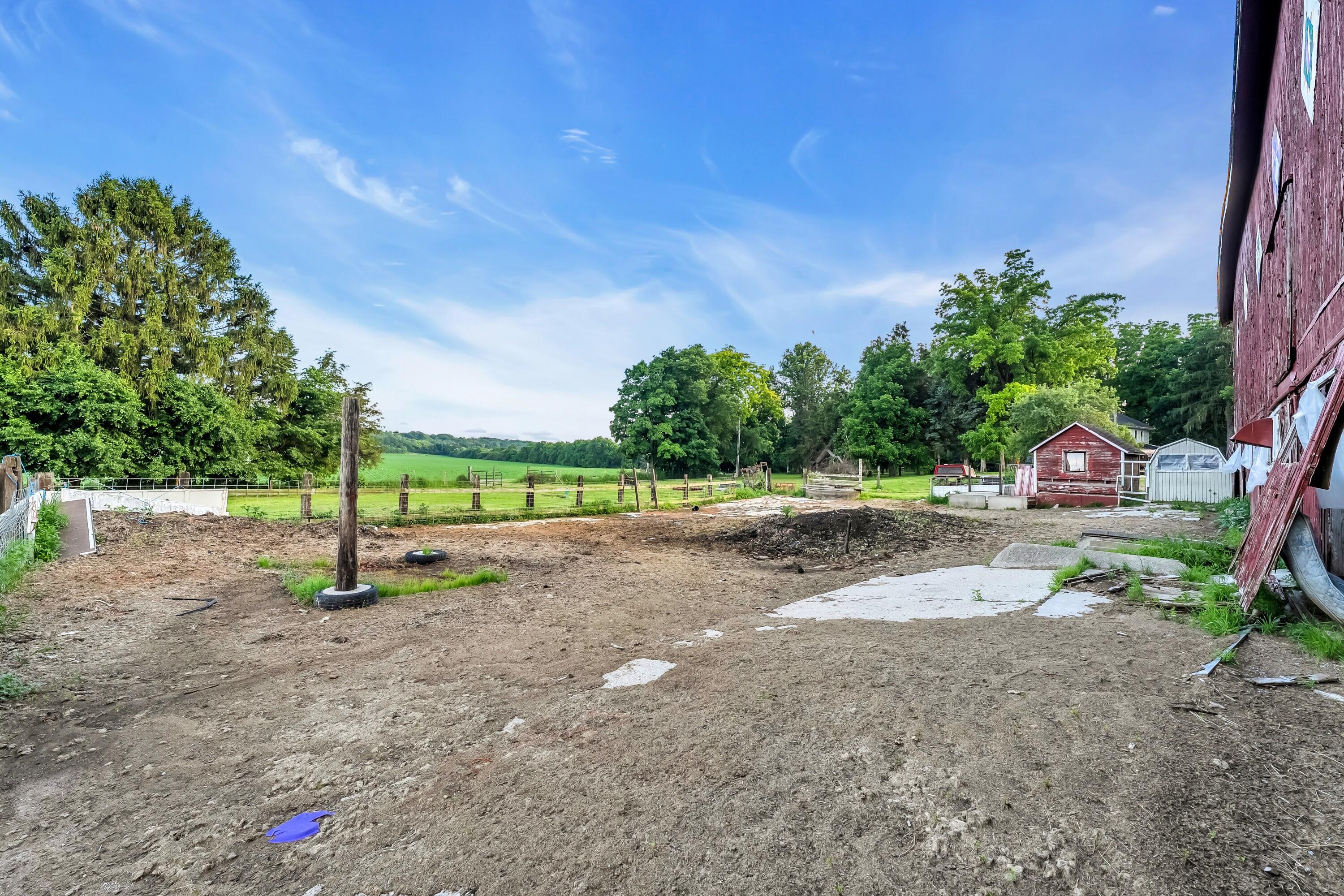 W2970 Springfield Road Geneva, WI 53121 - Photo 65 of 86 Photo (60)