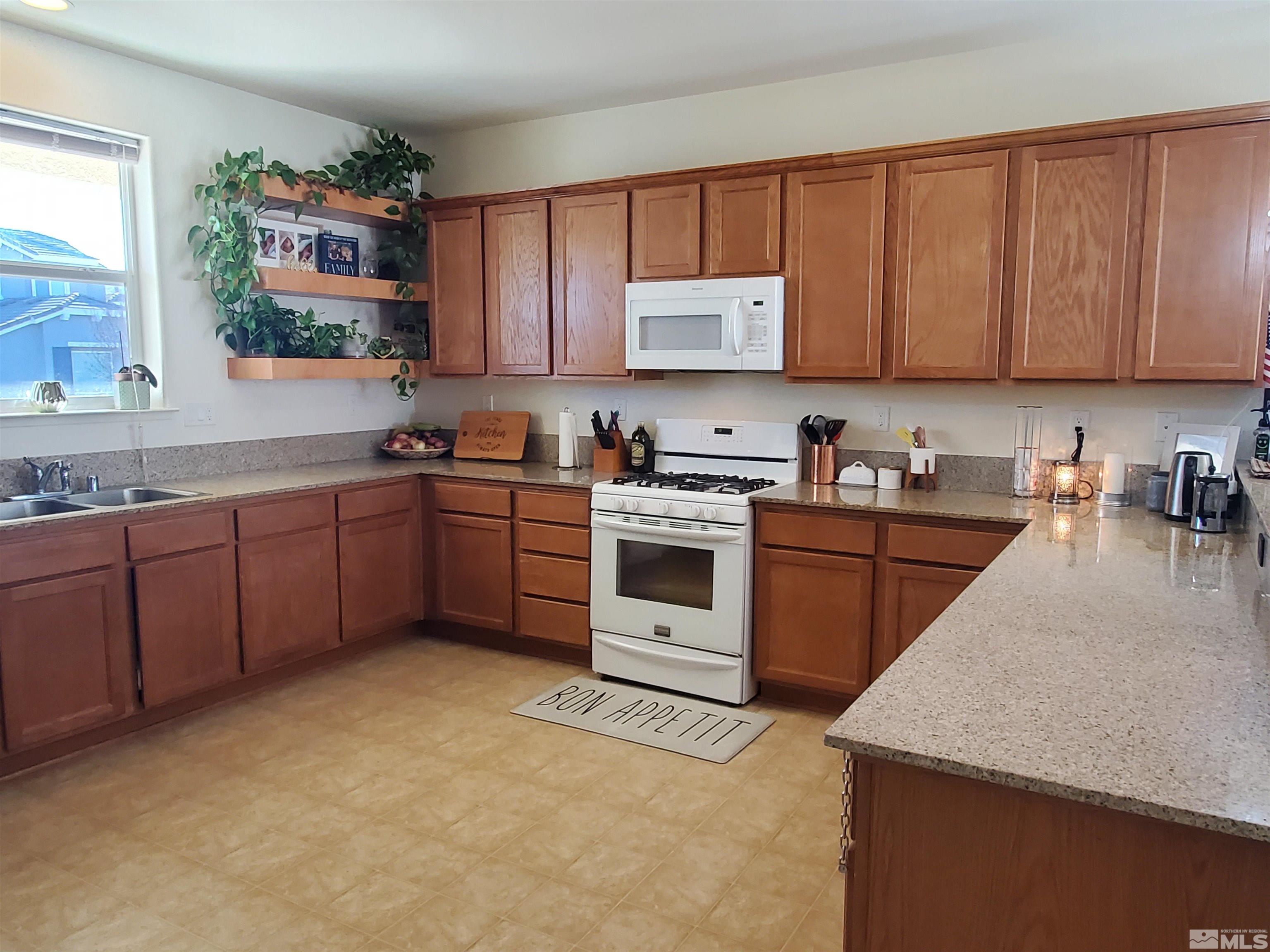 2834 South Fork Road Fernley, NV 89408 - Photo 3 of 19 Photo 3