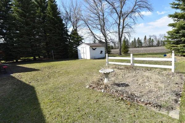$201,000 | 245 East Pleasant Avenue, Warren, MN 56762