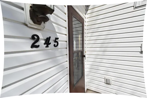 $201,000 | 245 East Pleasant Avenue, Warren, MN 56762