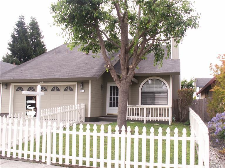 1315 Middlebrook Way Rohnert Park, CA 94928 - Photo 1 of 1 a front view of a house with a garden