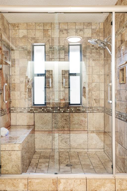 4145 Sleepy Hollow Reno, TX 75462 - Photo 14 of 20 a bathroom with a shower