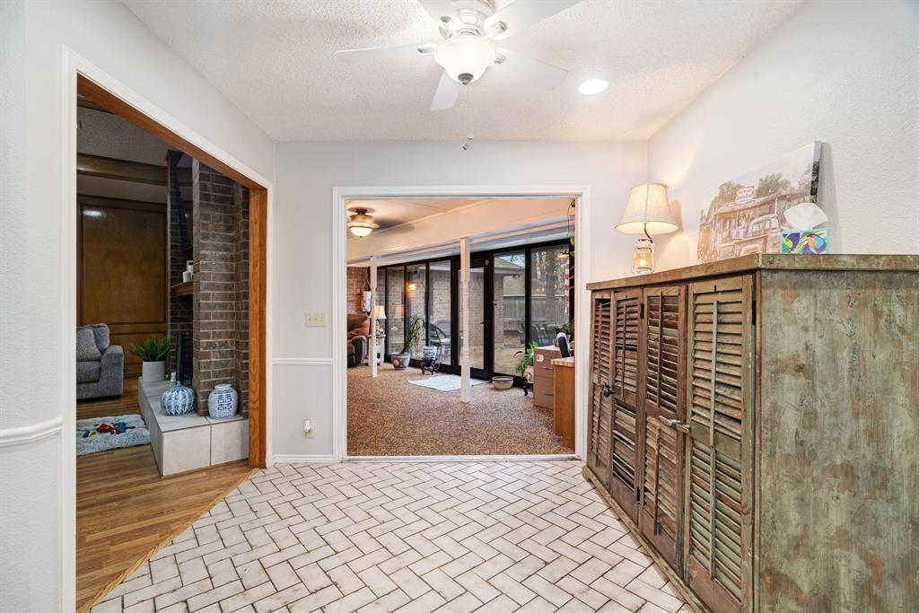 4145 Sleepy Hollow Reno, TX 75462 - Photo 8 of 20 a view of livingroom with furniture and window