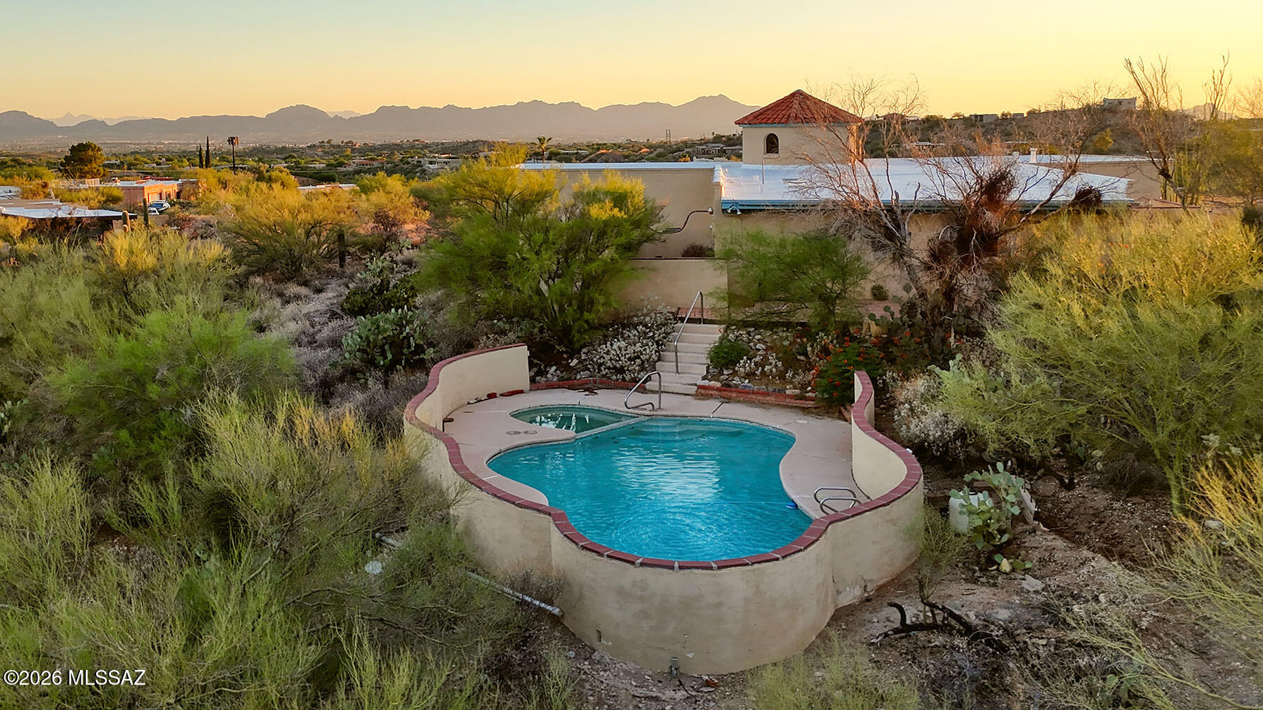 6520 North Pontatoc Road Tucson, AZ 85718 - Photo 4 of 19 Pool