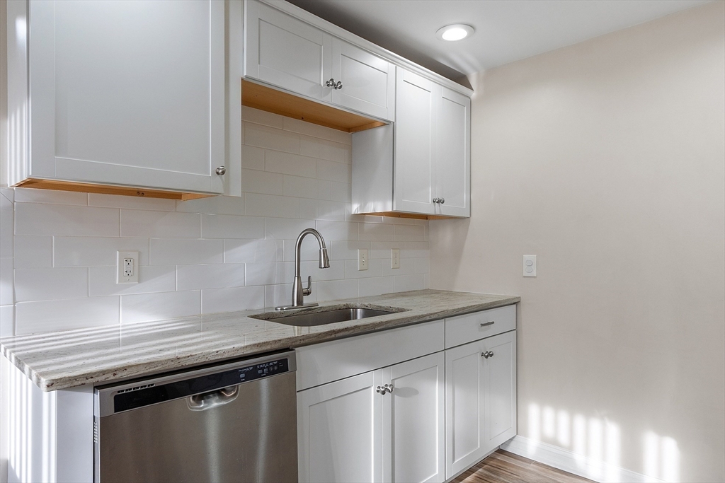 45 School Street Lynn, MA 01902 - Photo 11 of 42