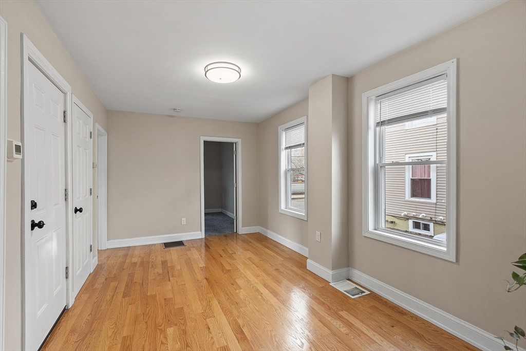 45 School Street Lynn, MA 01902 - Photo 15 of 42