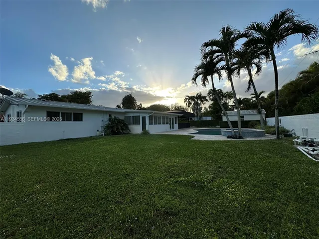 $7,250 | 7535 Southwest 117th Street, Pinecrest, FL 33156