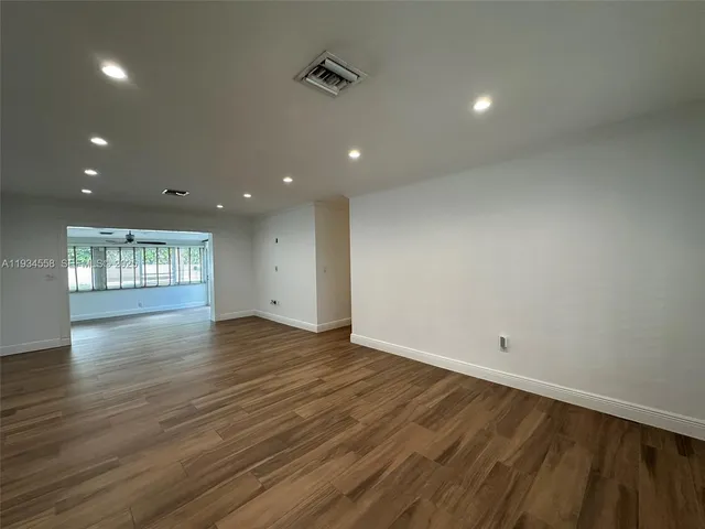 $7,250 | 7535 Southwest 117th Street, Pinecrest, FL 33156