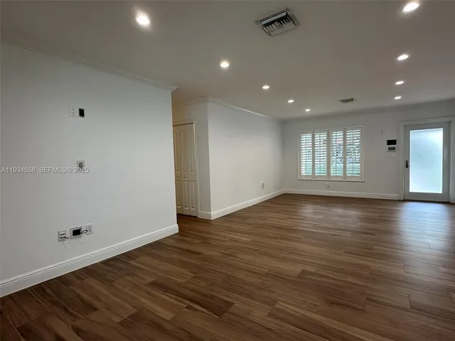 $7,250 | 7535 Southwest 117th Street, Pinecrest, FL 33156