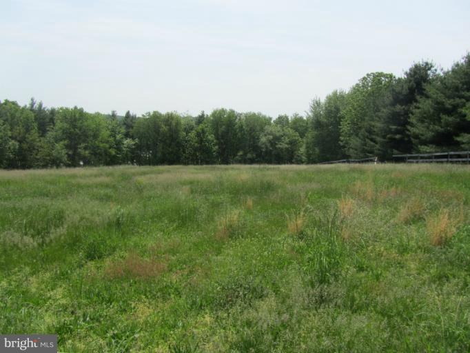 6607 Runkles Road Mount Airy, MD 21771 - Photo 15 of 15 Exterior (Front)