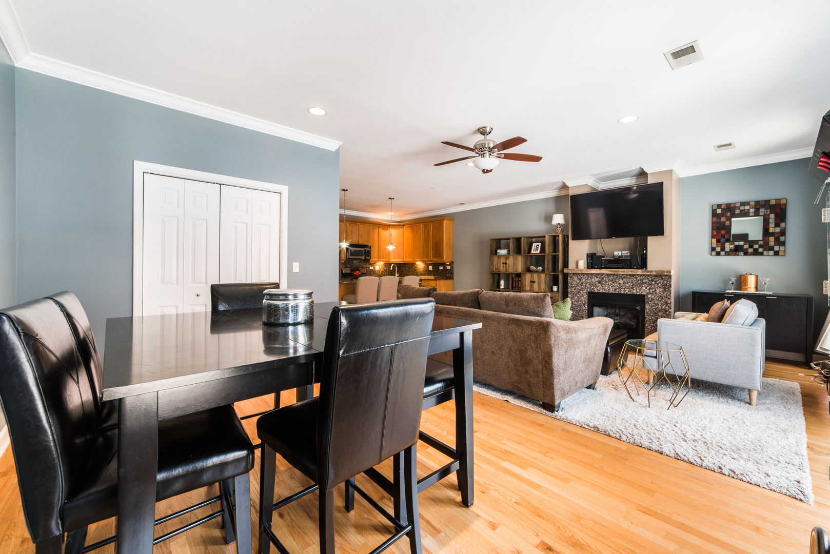 1921 South State Street, Unit 2 Chicago, IL 60616 - Photo 13 of 30