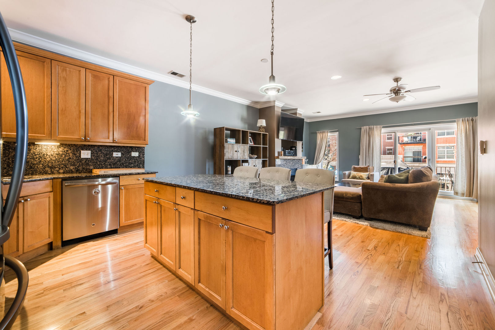 1921 South State Street, Unit 2 Chicago, IL 60616 - Photo 3 of 30