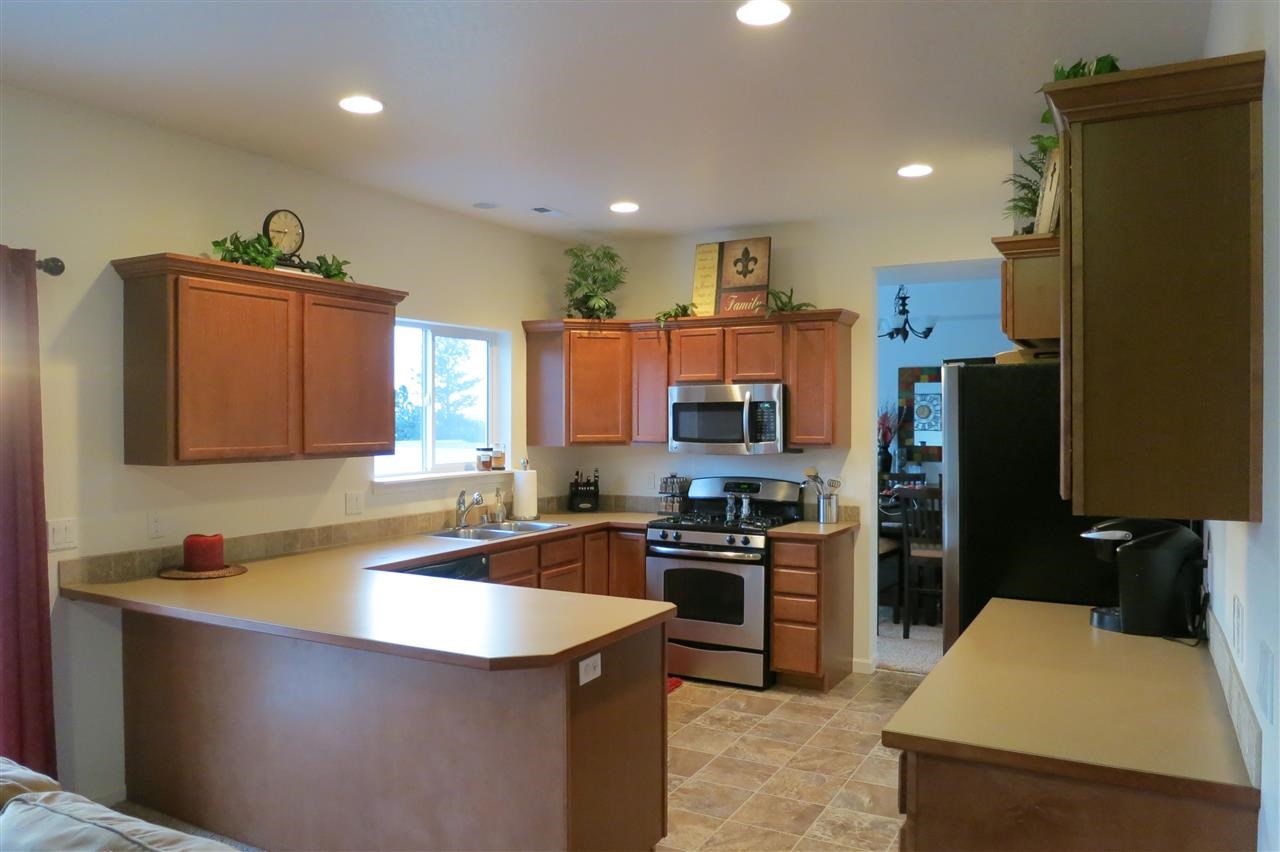 2810 South Conklin Road Veradale, WA 99037 - Photo 8 of 20