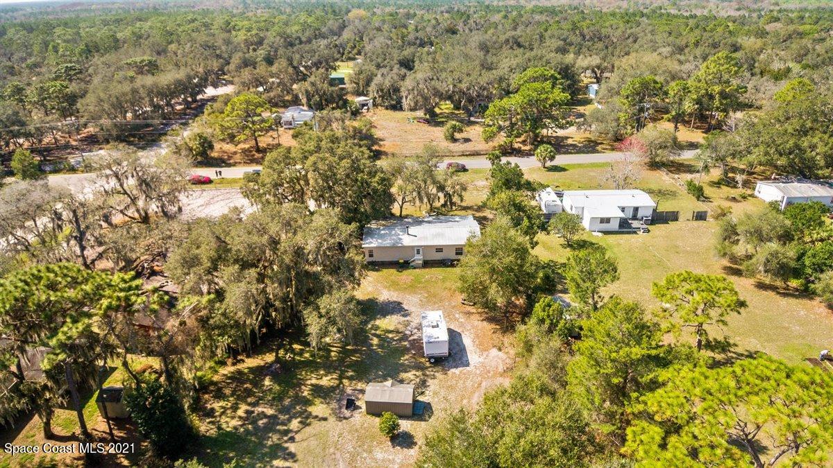 4315 Hog Valley Road Mims, FL 32754 - Photo 5 of 36 31-MAX_0092